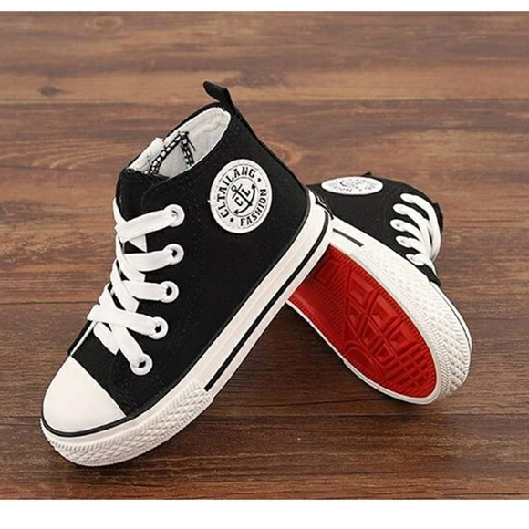 Dadawen Other - BRAND: Dadawen Girl's | Boy's  Canvas Sneaker.
